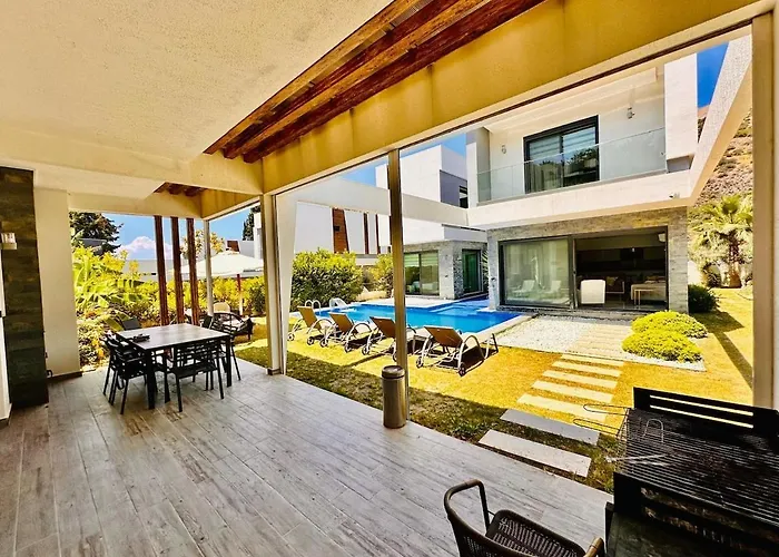 Luxury Swan 5 With Private Pool Vila Kusadası