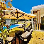 Luxury Swan 5 With Private Pool 빌라