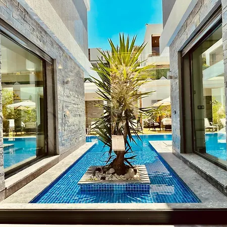 빌라 Luxury Swan 5 With Private Pool 쿠사다시